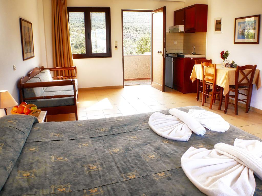 Areti Aparthotel Chrissi Akti Chania Exterior foto